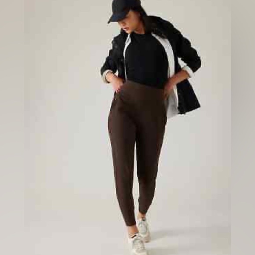 Athleta Venice Jogger  Toasted Brown, Size L